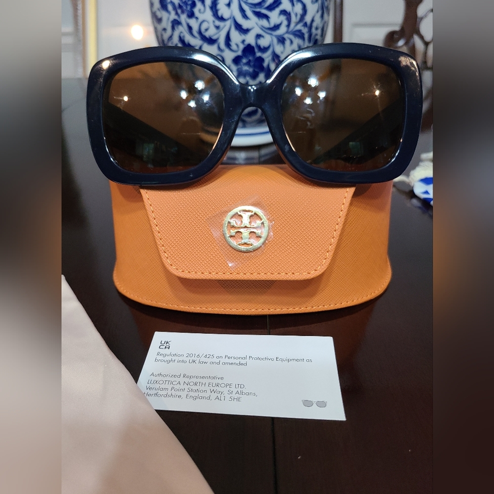 ❤️❤️❤️Tory Burch Sunglasses NEW